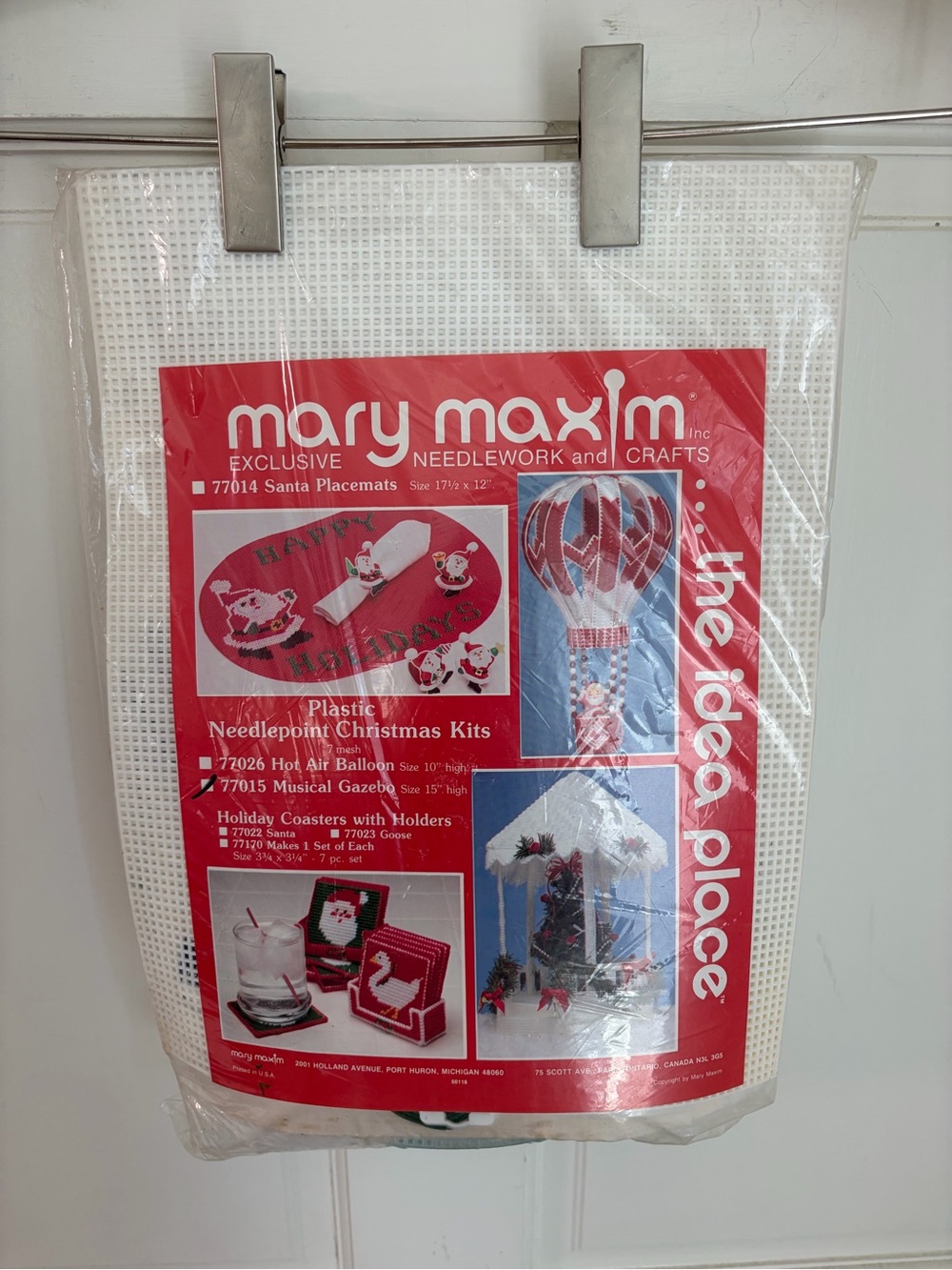 Vintage New Mary Maxim Christmas Musical Gazebo 77015 Plastic Canvas Kit